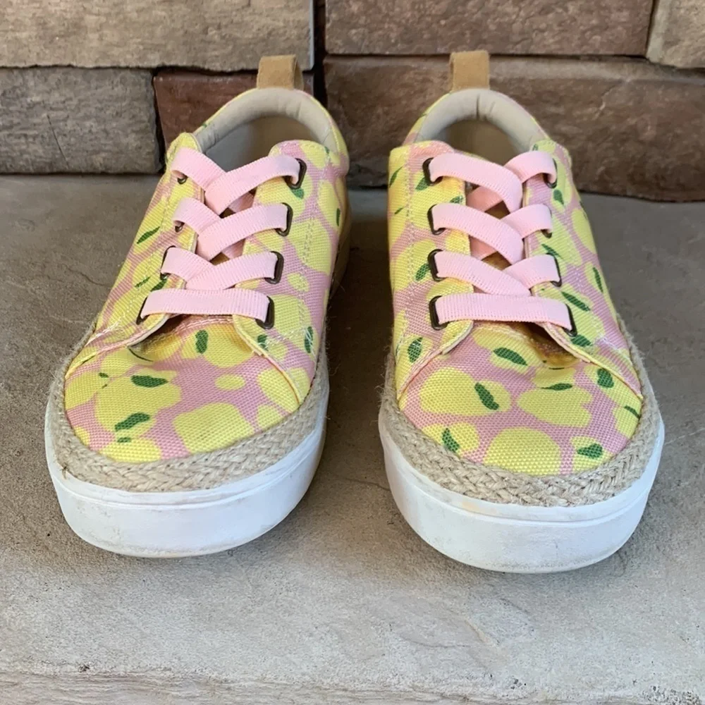 Spenco size 7.5 yellow and pink slip on sneakers